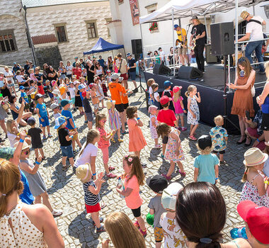 Beautiful Children’s Day – Zámkohraní