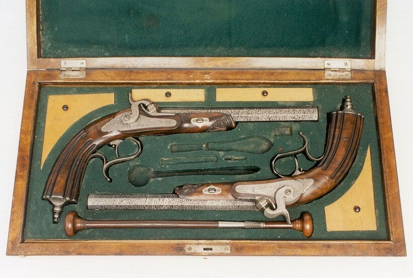 Příběhy palných zbraní: Od doutnáku k automatu