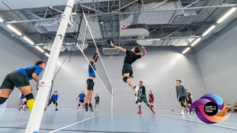 Sportovní den - volejbal, ping-pong