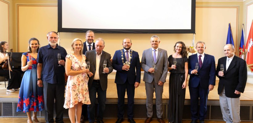 Pardubice ocenily významné občany