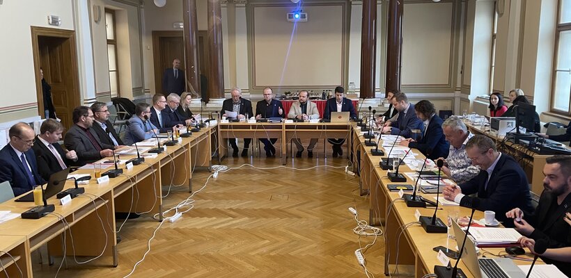 Město i kraj nadále podporují splavnění Labe až do Pardubic