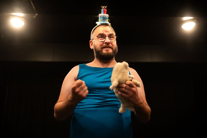 Řekni, kde ti muži jsou