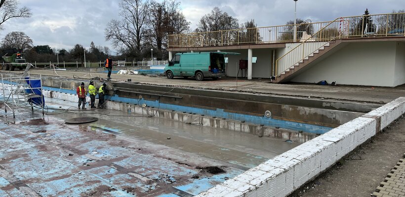 Areál koupaliště Cihelna už se chystá na rekonstrukci