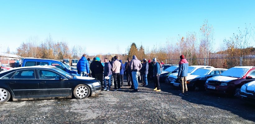 Po úspěšné premiéře se Pardubice chystají na druhou dražbu odtažených vozidel