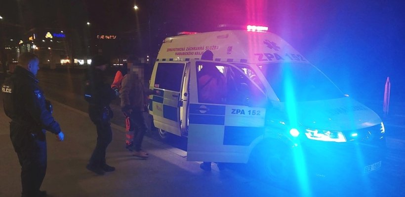 Se zraněním hlavy nechtěl čekat na vyšetření, odešel z nemocnice; Řidič kamionu našel nový způsob, jak „nedojet“ do kávovin