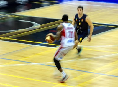 Pardubice chtějí pomoci Tesle a basketbalové mládeži se zázemím