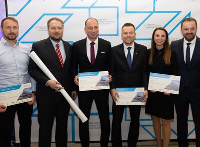 Parkovací dům arena parking zabodoval jako jediná oceněná stavba z Pardubického kraje
