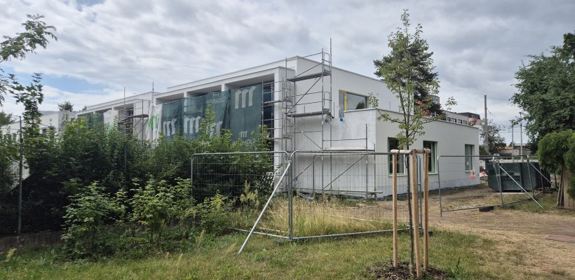 Letní vlna investic do školství. Největší akcí je přístavba MŠ Teplého pro více než 100 dětí