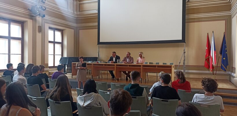 Vedení města získalo podněty od delegátů Dětského a Studentského parlamentu