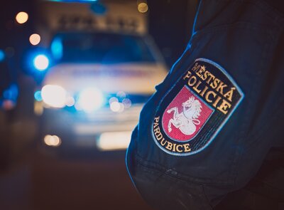 Nepřišla k lékaři, strážníci ji našli doma