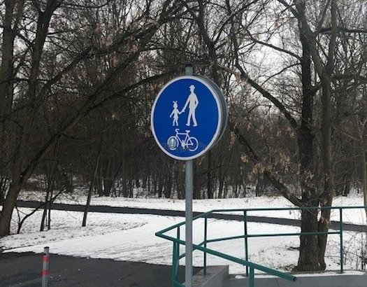 Propojení cyklostezky podél ulice Kunětické s navazujícími cyklostezkami
