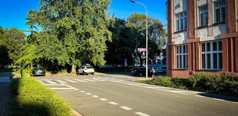 Náměstí Čs. legií je bezpečnější a nabízí vyšší parkovací kapacity