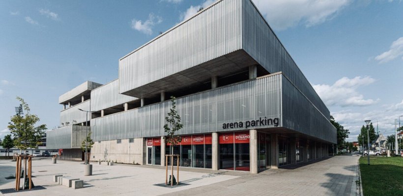 Arena parking se dostal mezi finalisty prestižní soutěže Stavba roku 2025