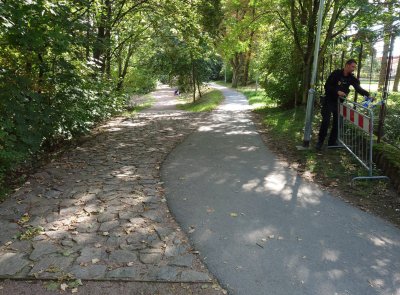 Cyklostezky otevřeny, parky ještě zůstávají zavřené