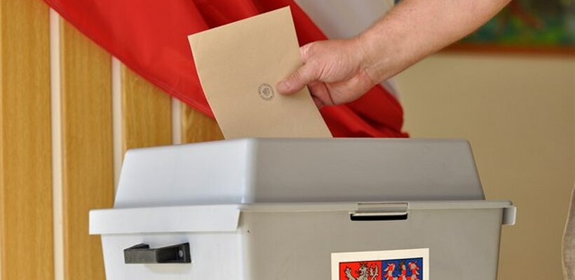 Voliči v referendu odmítli omítnutí Zelené brány