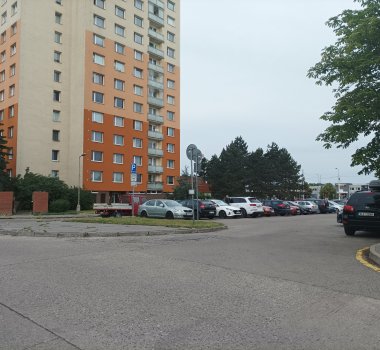 Regenerace panelového sídliště Dubina, Pardubice – lokalita 2A a 5A (ul. Jana Zajíce před čp. 865 včetně centrálního parkoviště a přilehlých komunikací)