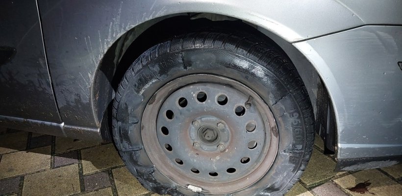 Hot Wheels po Pardubicku. Senior jel na rozpadající se pneumatice; Ztracený senior se vrátil domů