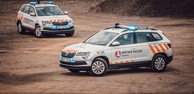 Městská policie Pardubice představuje dvě nové posily jménem Karoq