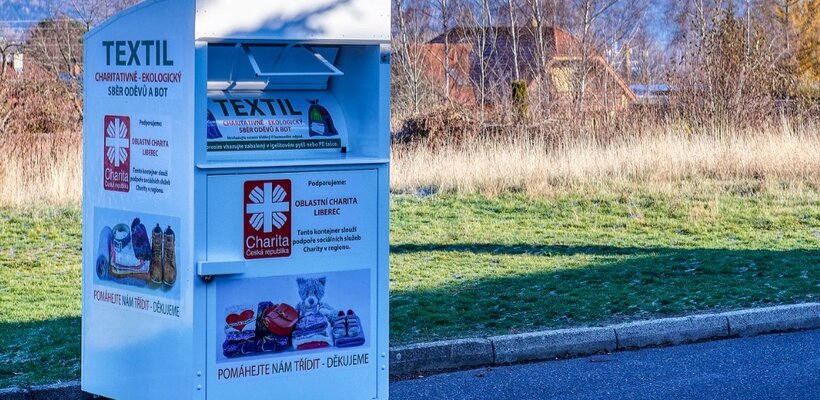 Pardubice mění systém sběru textilu, kontejnery nově zajistí firma DIMATEX CS